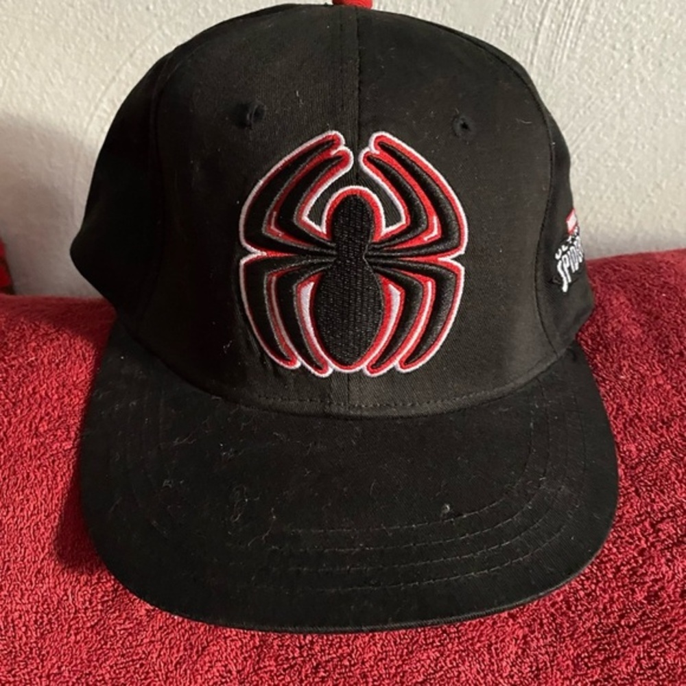 Marvel Spiderman Hat Snap Back One Size Black Red